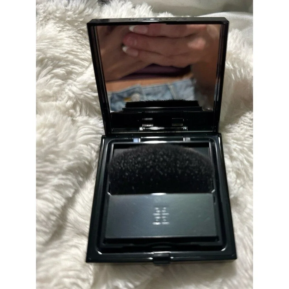 Givenchy Prisme Libre 4-Color Pressed Powder 04 Mousseline Acidulee
